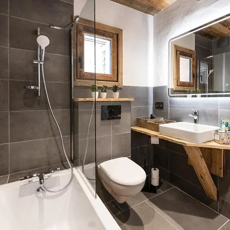 Chalet Saint Maurice - Piscine Privée&jacuzzi Hotel La Plagne